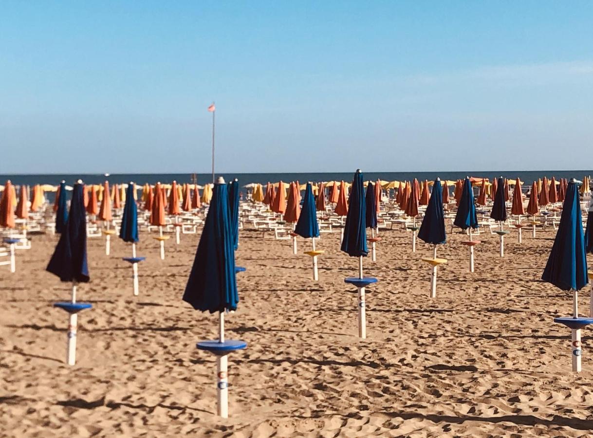 Nuovo Fronte Spiaggia, Terrazza Sul Mare E Piscina Ліньяно-Сабб'ядоро Екстер'єр фото